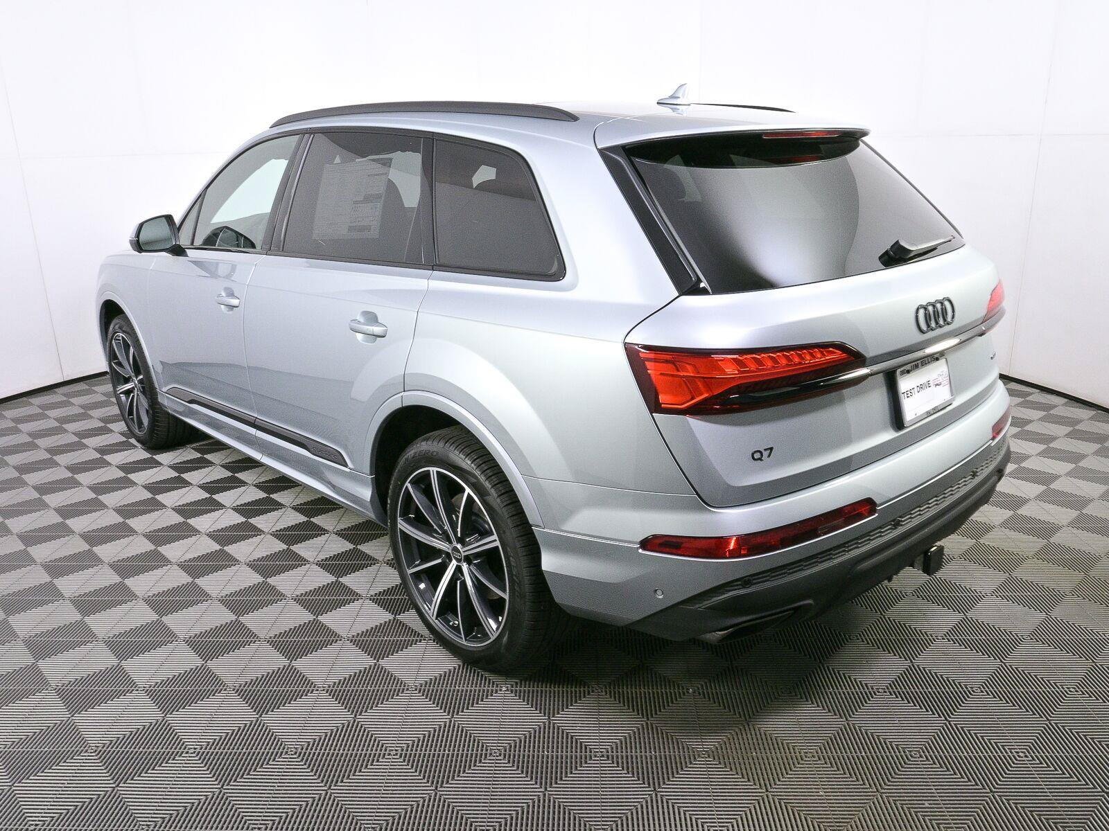 New 2026 Audi Q7 2.0T Premium Plus AWD/4WD image 34