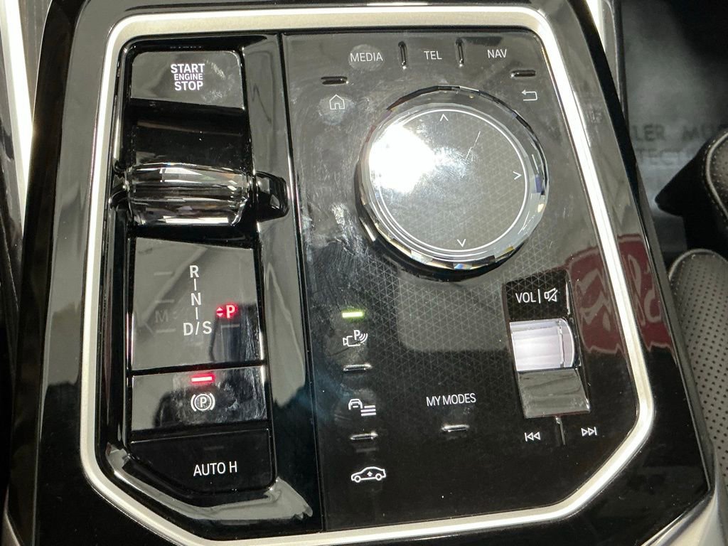 Used 2026 BMW 740i xDrive image 87