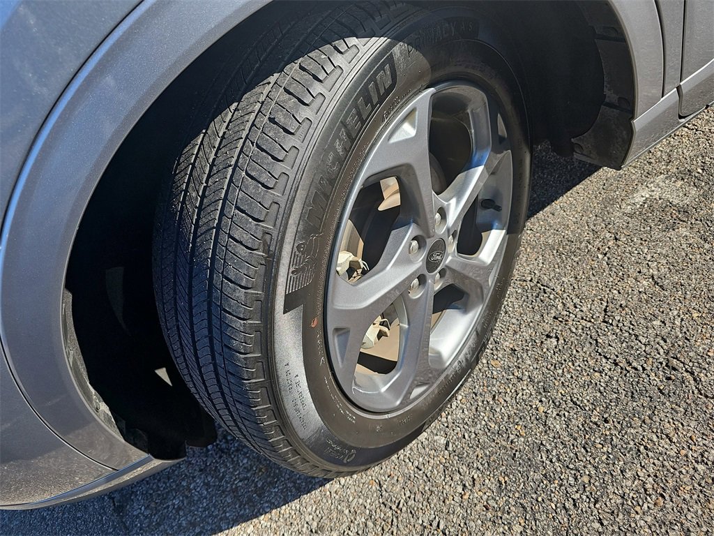 Used 2023 Ford Escape ST-Line image 32