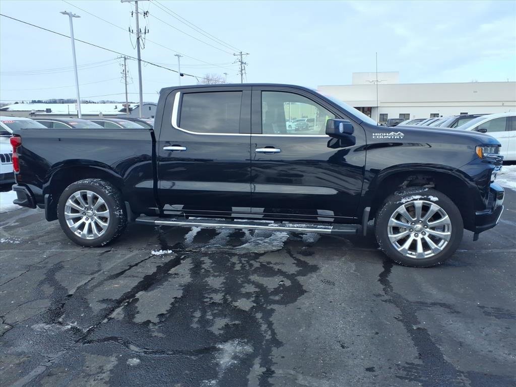 Used 2020 Chevrolet Silverado 1500 High Country image 2