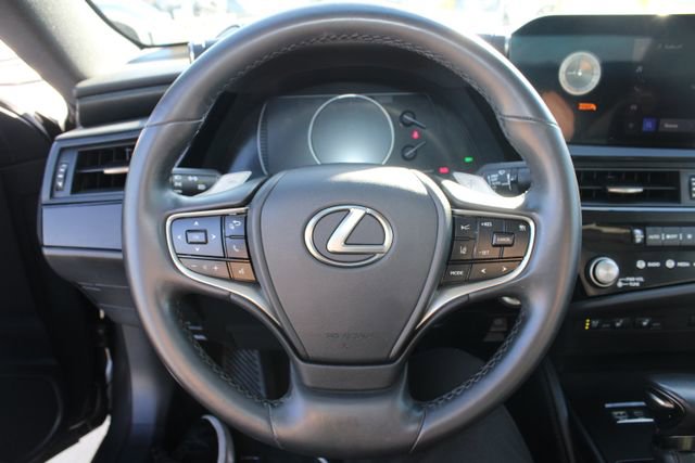 Certified 2023 Lexus ES 350 w/ Premium Package image 16