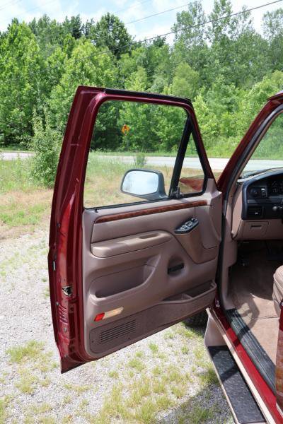 Used 1996 Ford Bronco Eddie Bauer AWD/4WD image 9