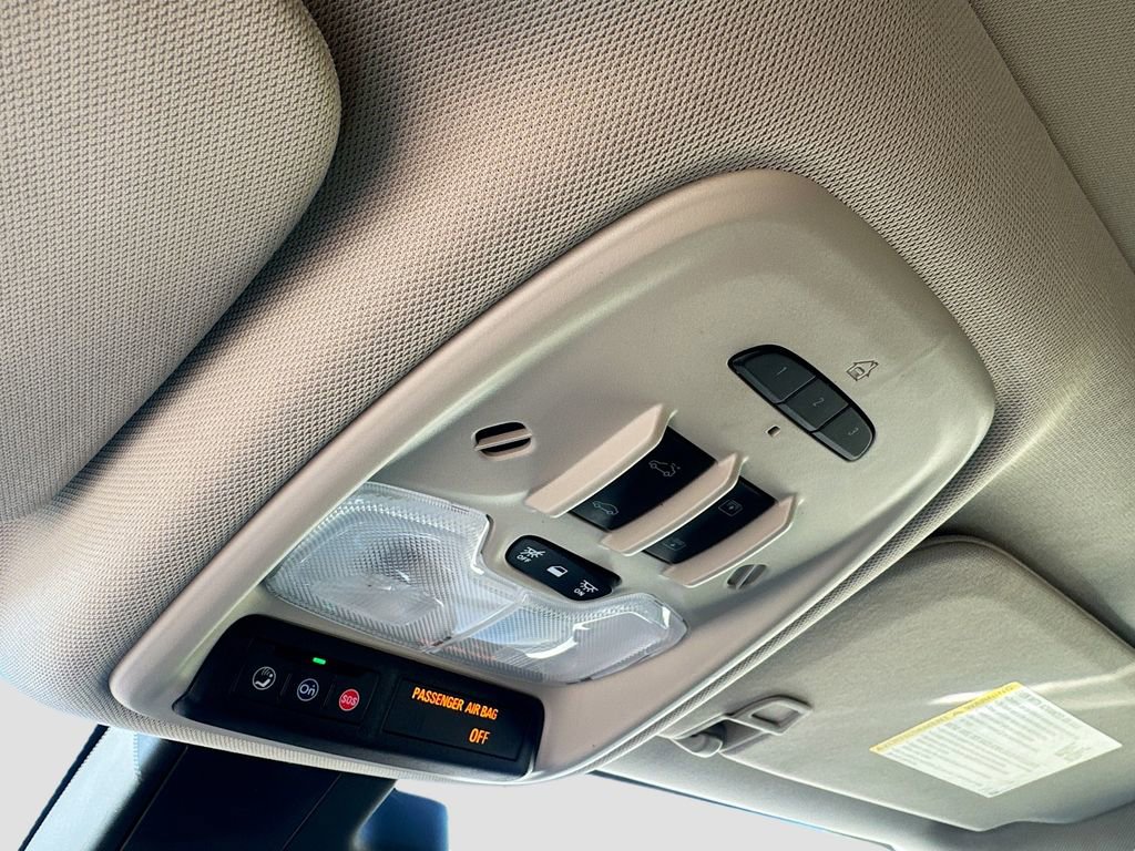 Used 2023 Buick Encore GX Essence w/ Experience Buick Package image 19