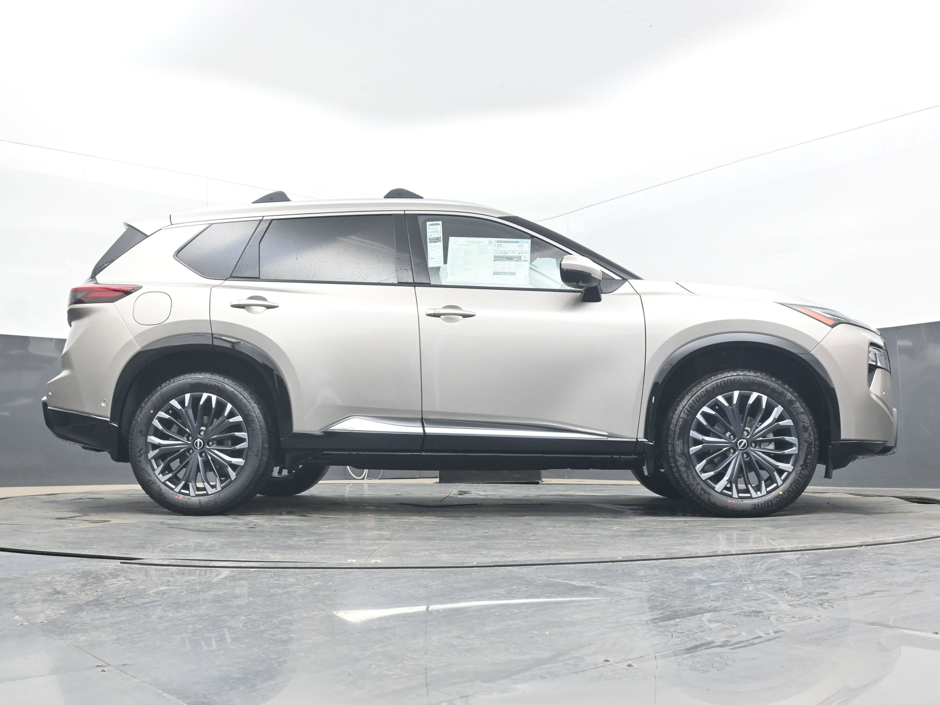 New 2026 Nissan Rogue Platinum image 29