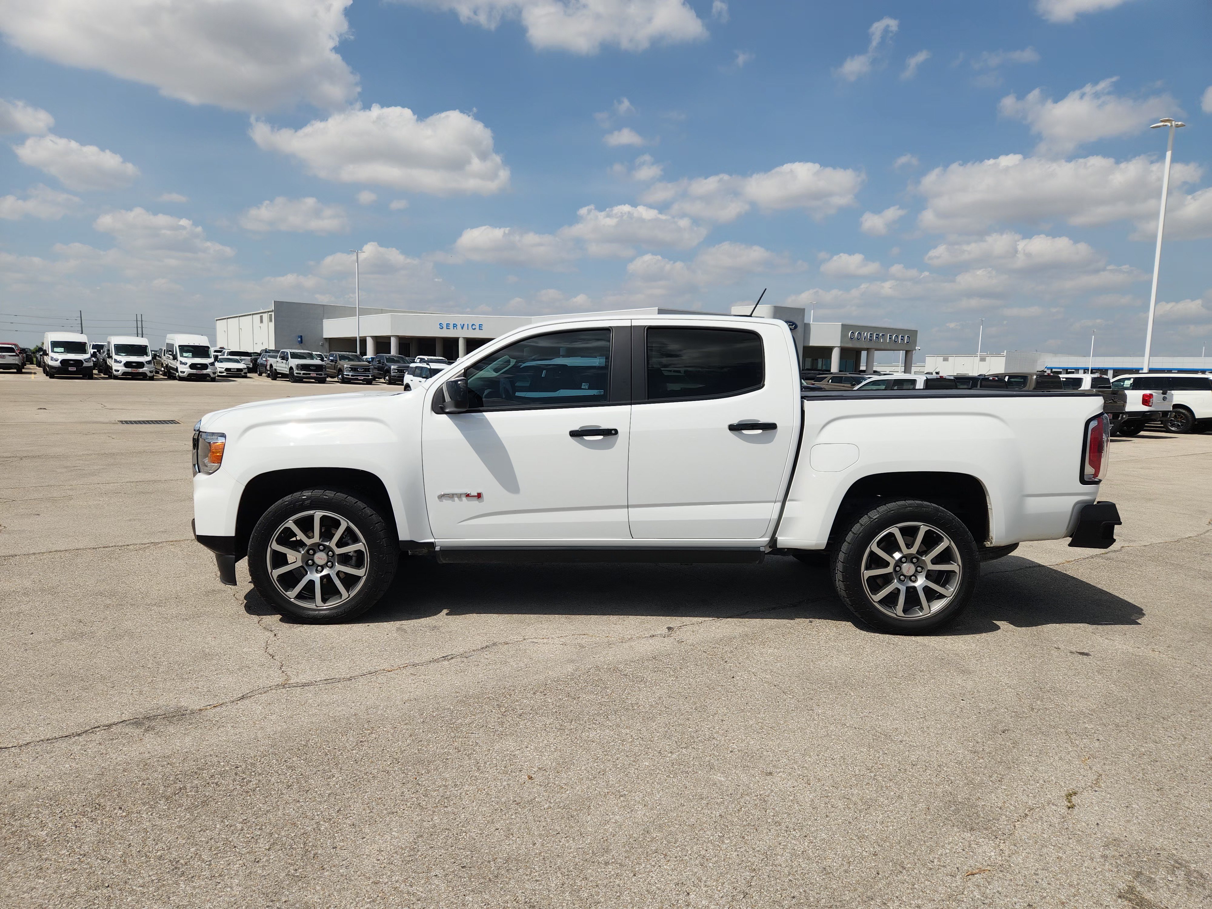 Used 2022 GMC Canyon AT4 AWD/4WD image 4