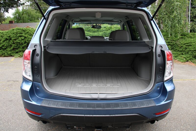 Used 2010 Subaru Forester 2.5X Premium w/ Popular Equipment Group 1A AWD/4WD image 16