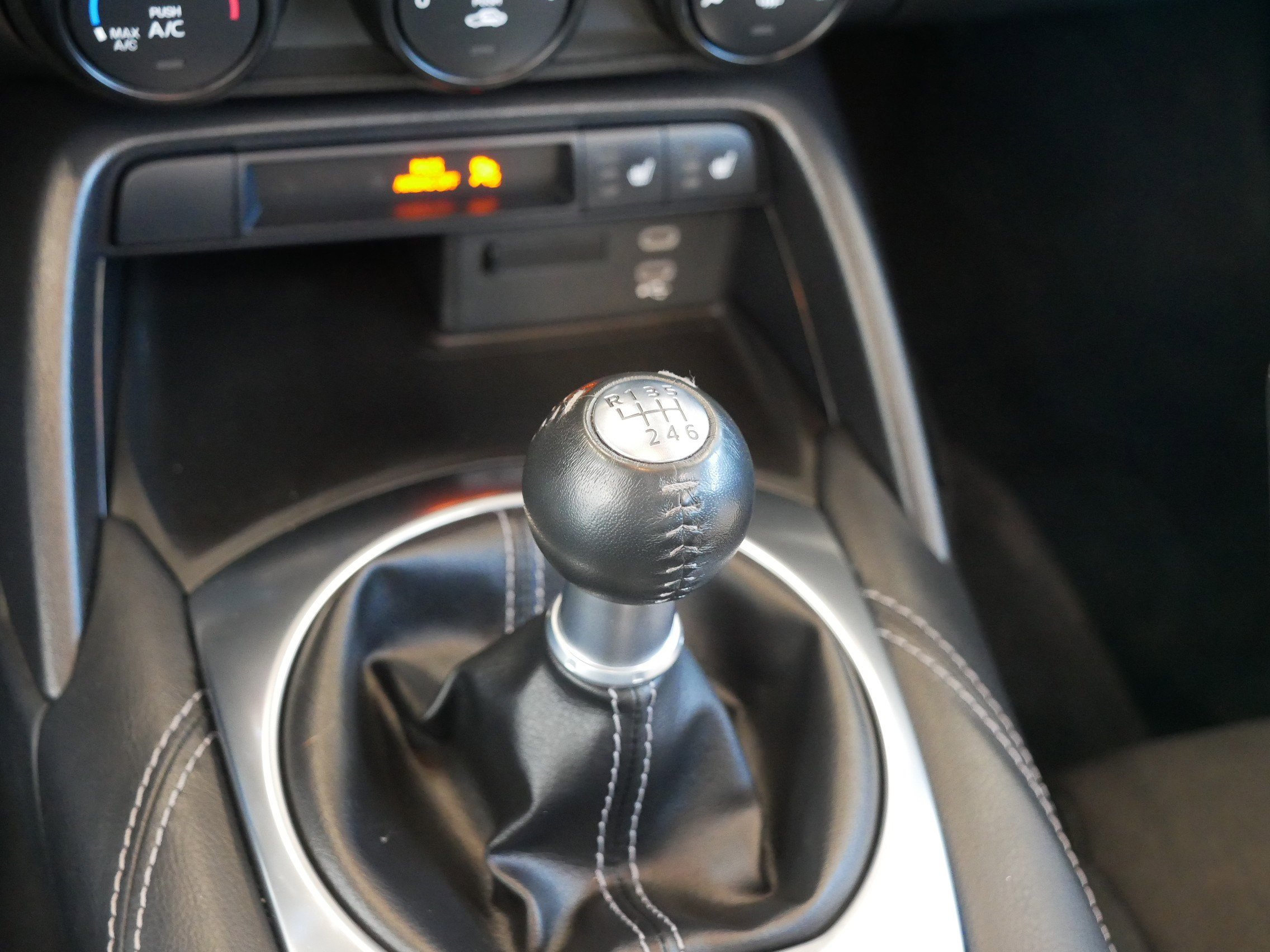 Used 2024 MAZDA MX-5 Miata Club image 24