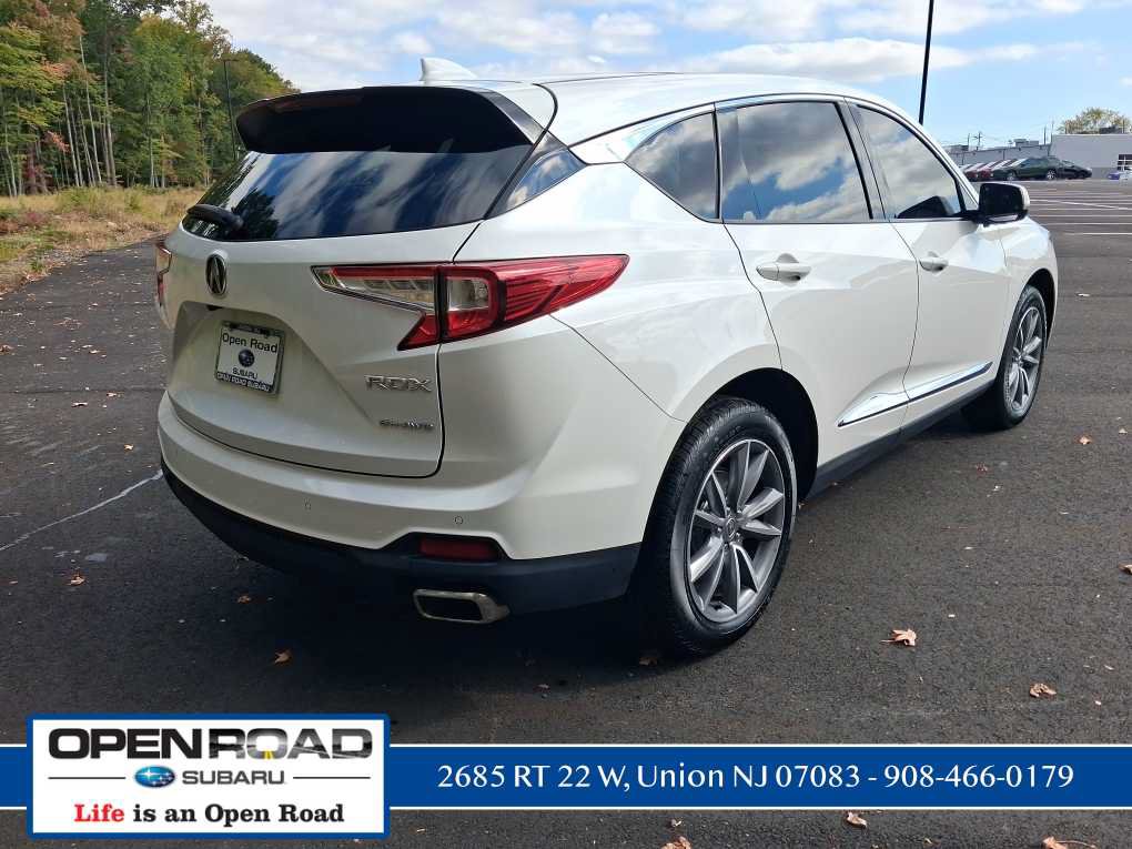 Used 2024 Acura RDX w/ Technology Package AWD/4WD image 3