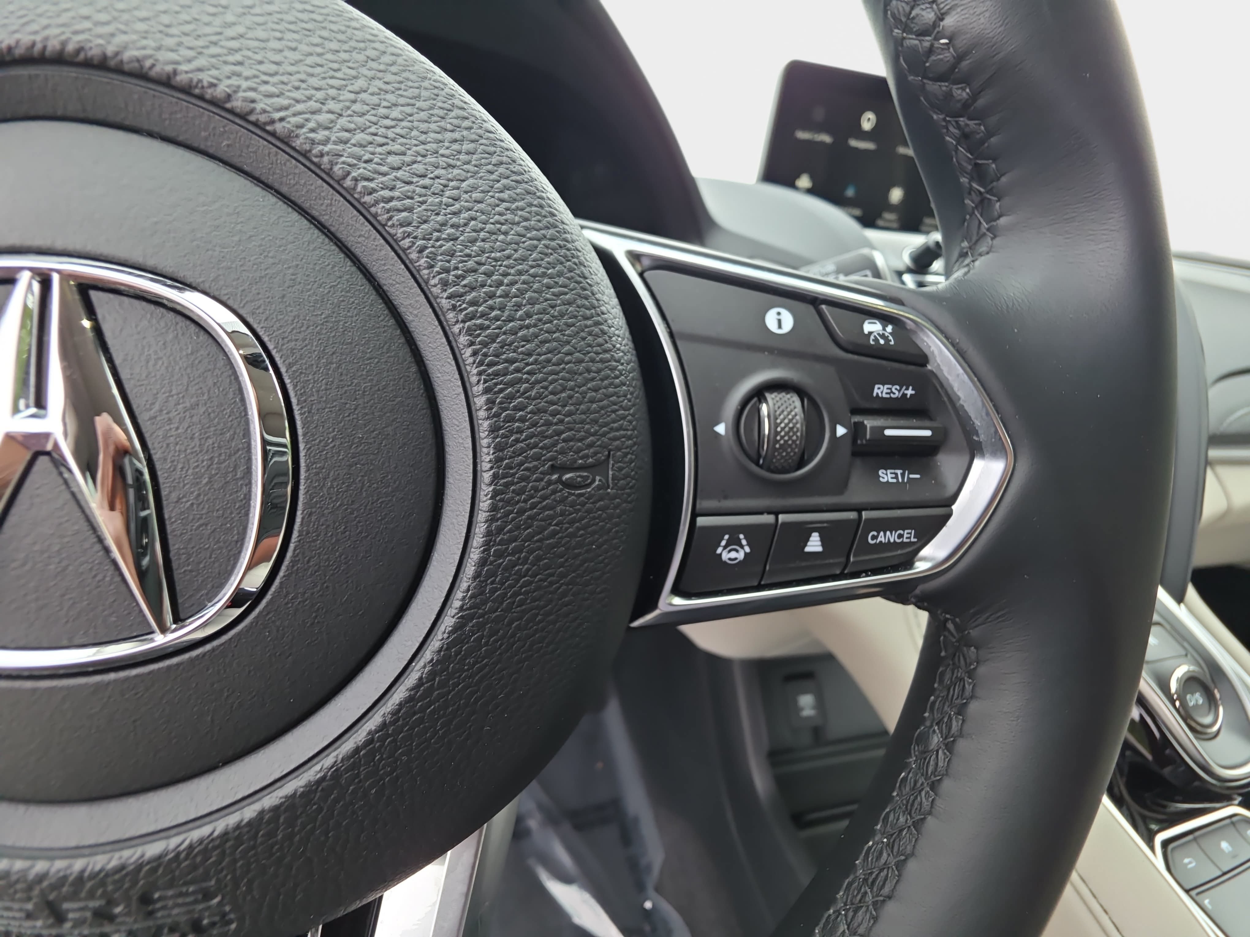 Used 2025 Acura RDX w/ Technology Package AWD/4WD image 18