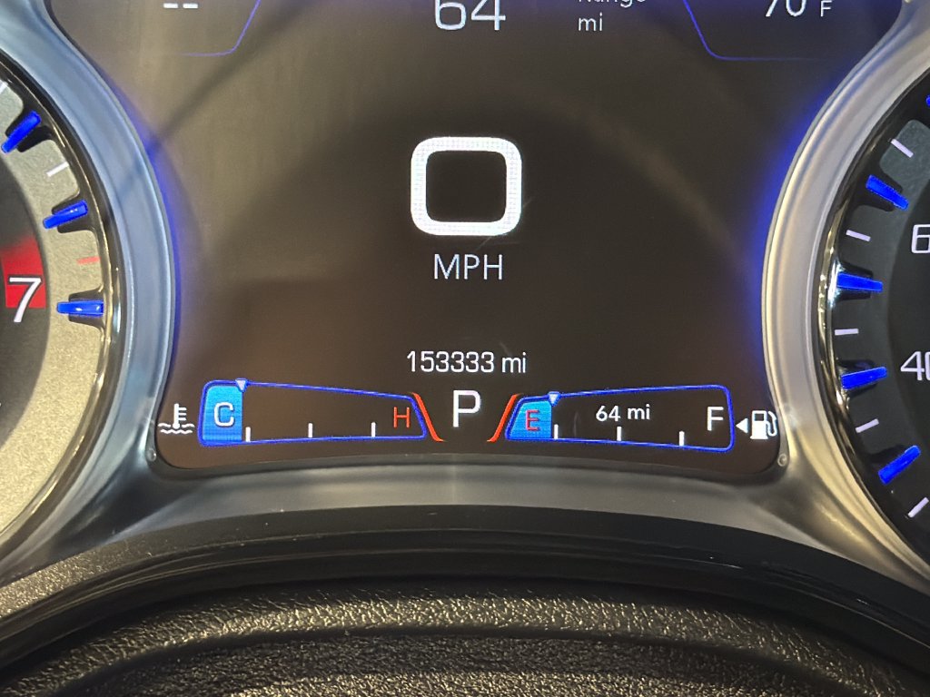 Used 2017 Chrysler 300 S AWD/4WD image 10