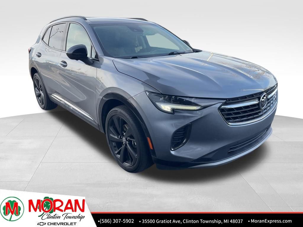 Used 2022 Buick Envision Essence w/ Technology Package I FWD image 2