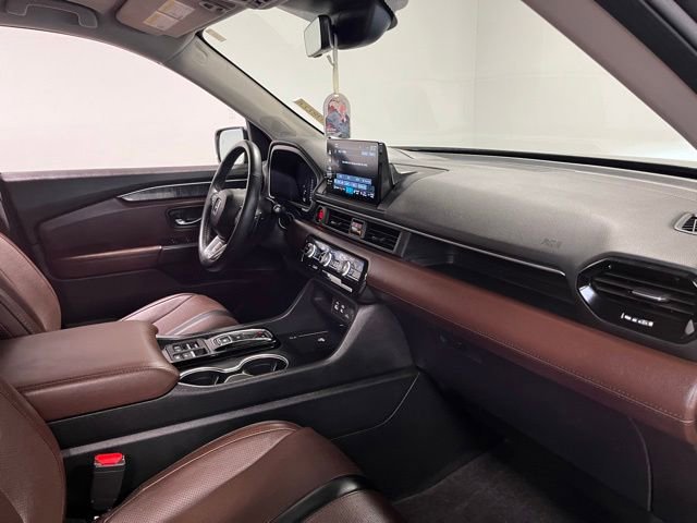 Used 2024 Honda Pilot Elite image 11