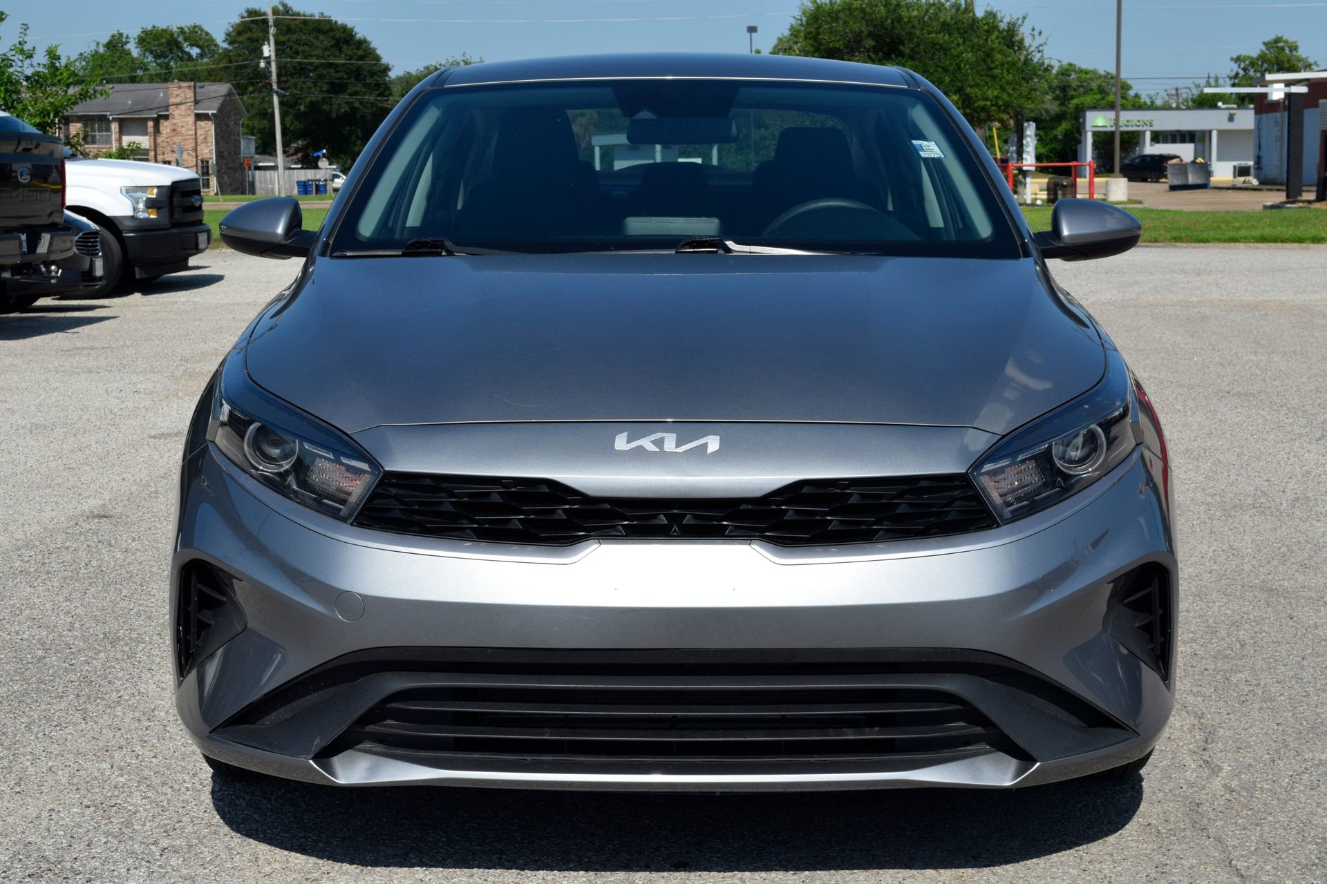 Used 2023 Kia Forte LXS FWD image 2