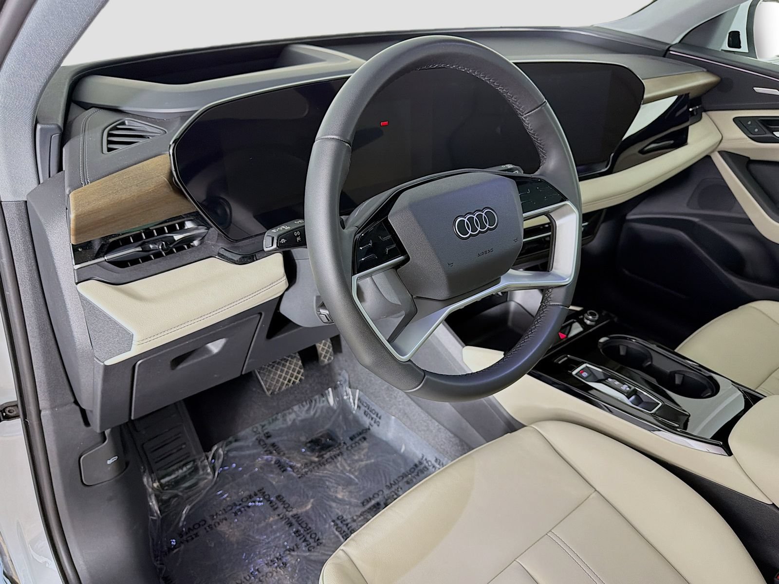 Certified 2025 Audi Q6 e-tron Premium Plus w/ Premium Plus AWD/4WD image 9