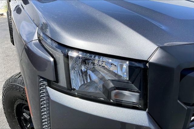 Used 2022 Nissan Frontier S RWD image 27