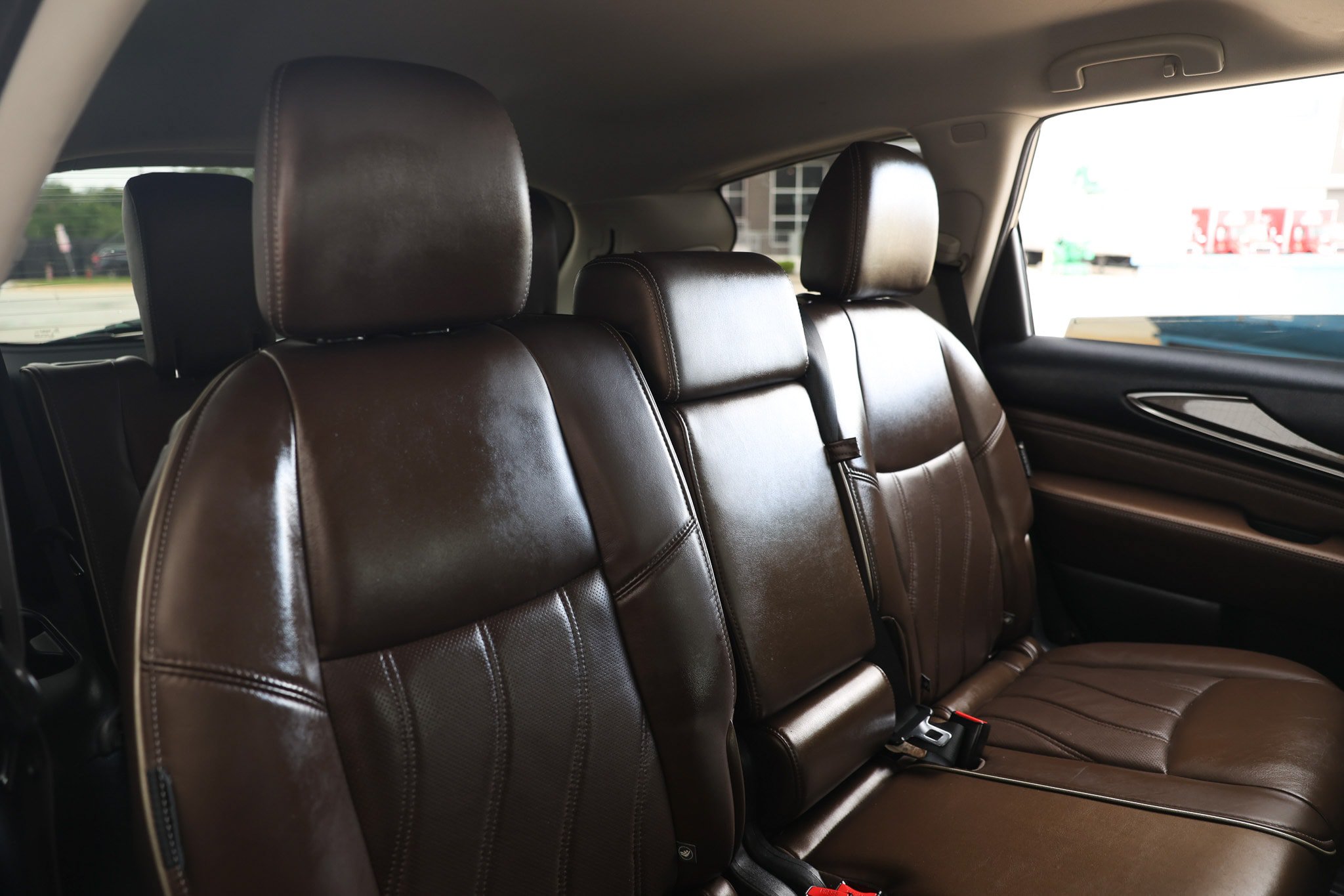 Used 2019 INFINITI QX60 Luxe w/ Essential Package FWD image 18