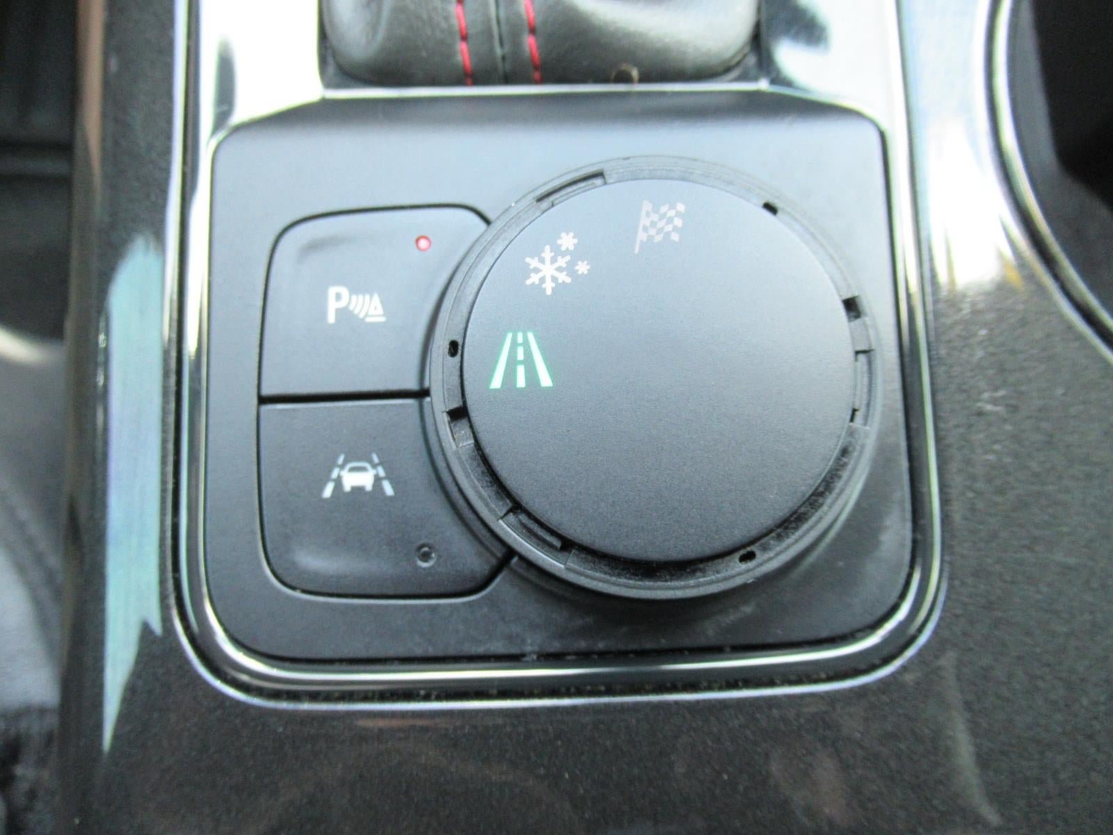 Used 2019 Chevrolet Blazer RS FWD image 27