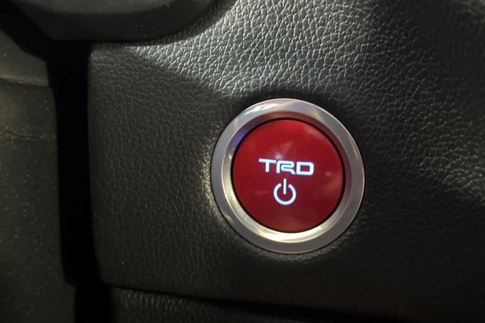 Used 2023 Toyota Tundra Limited w/ TRD Off-Road Package AWD/4WD image 27