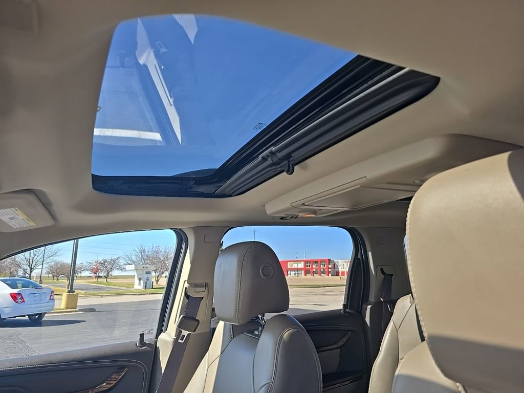 Used 2016 GMC Acadia Denali image 7