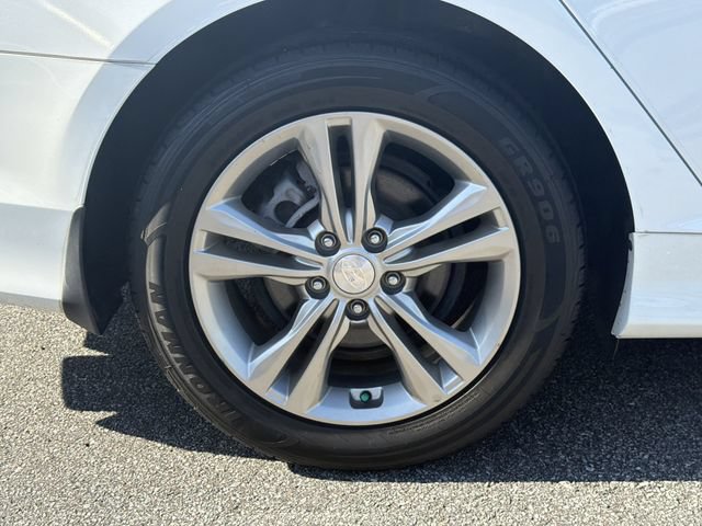 Used 2018 Hyundai Sonata SEL w/ Tech Package 02 FWD image 19