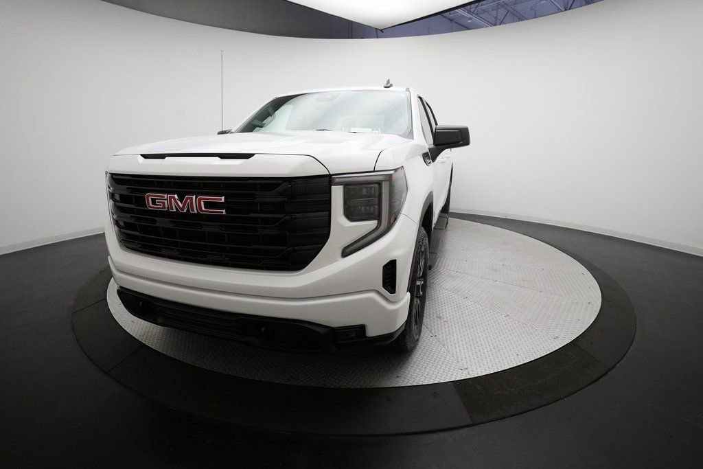 Used 2024 GMC Sierra 1500 Elevation image 32