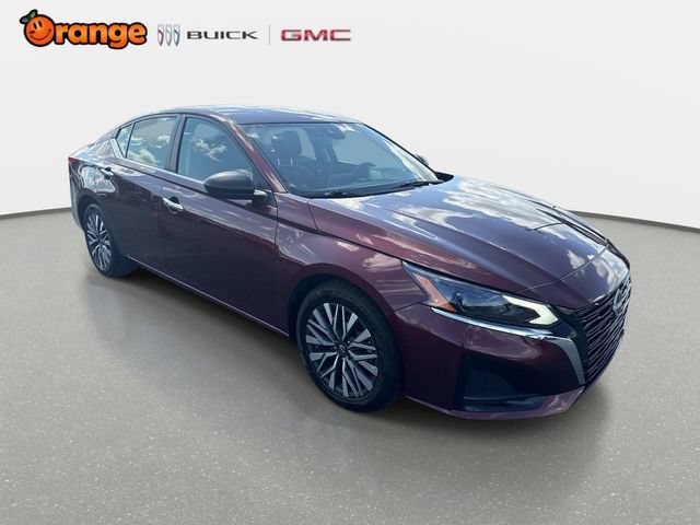 Used 2025 Nissan Altima 2.5 SV