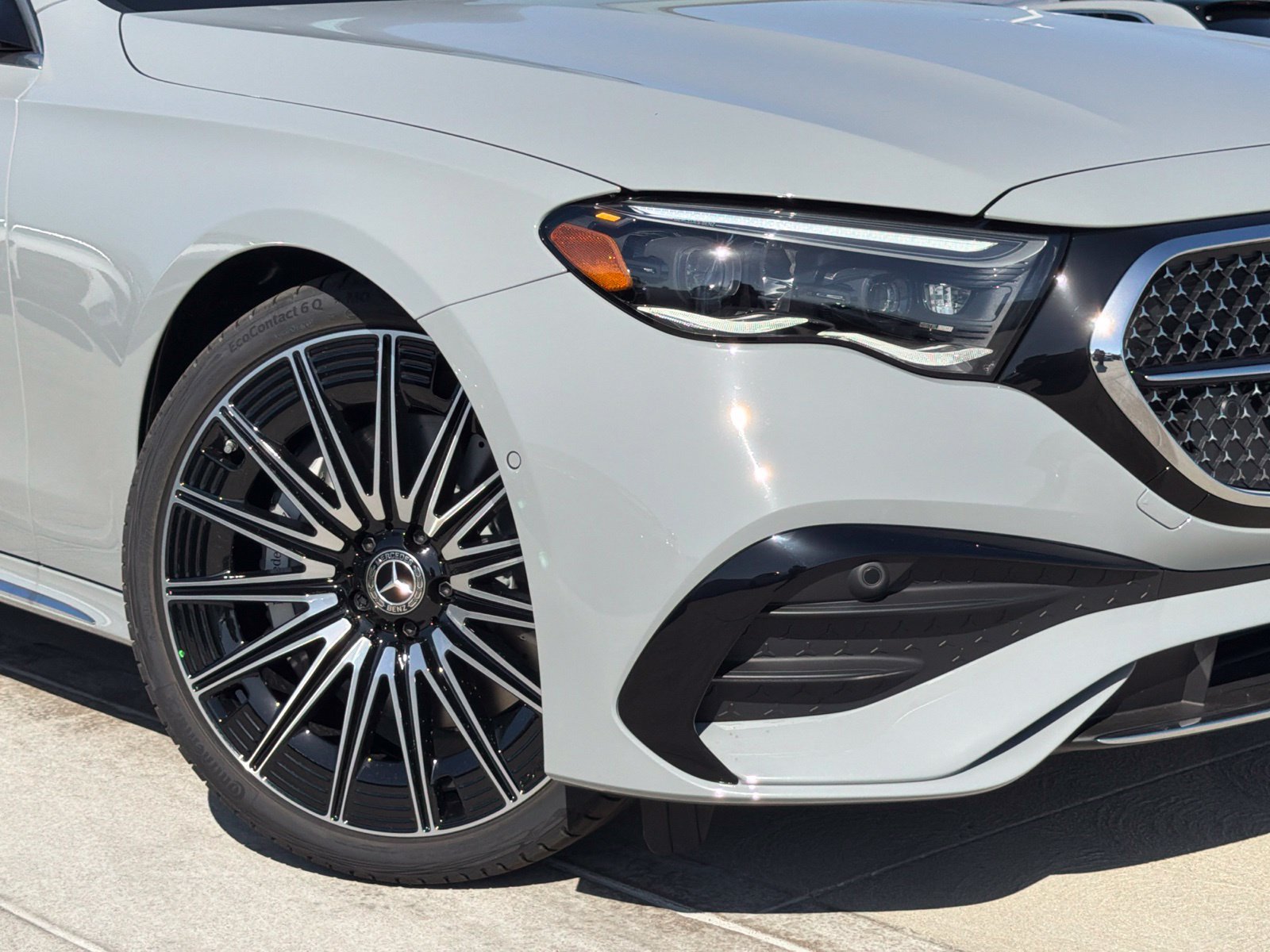 New 2027 Mercedes-Benz E 450 4MATIC Sedan image 4