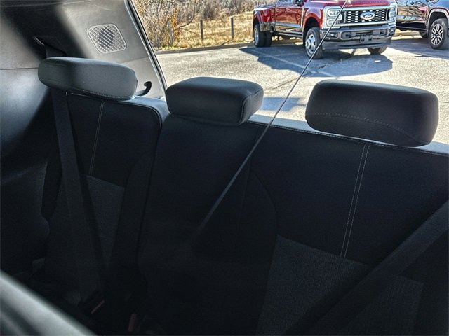 Used 2025 GMC Acadia Elevation image 18