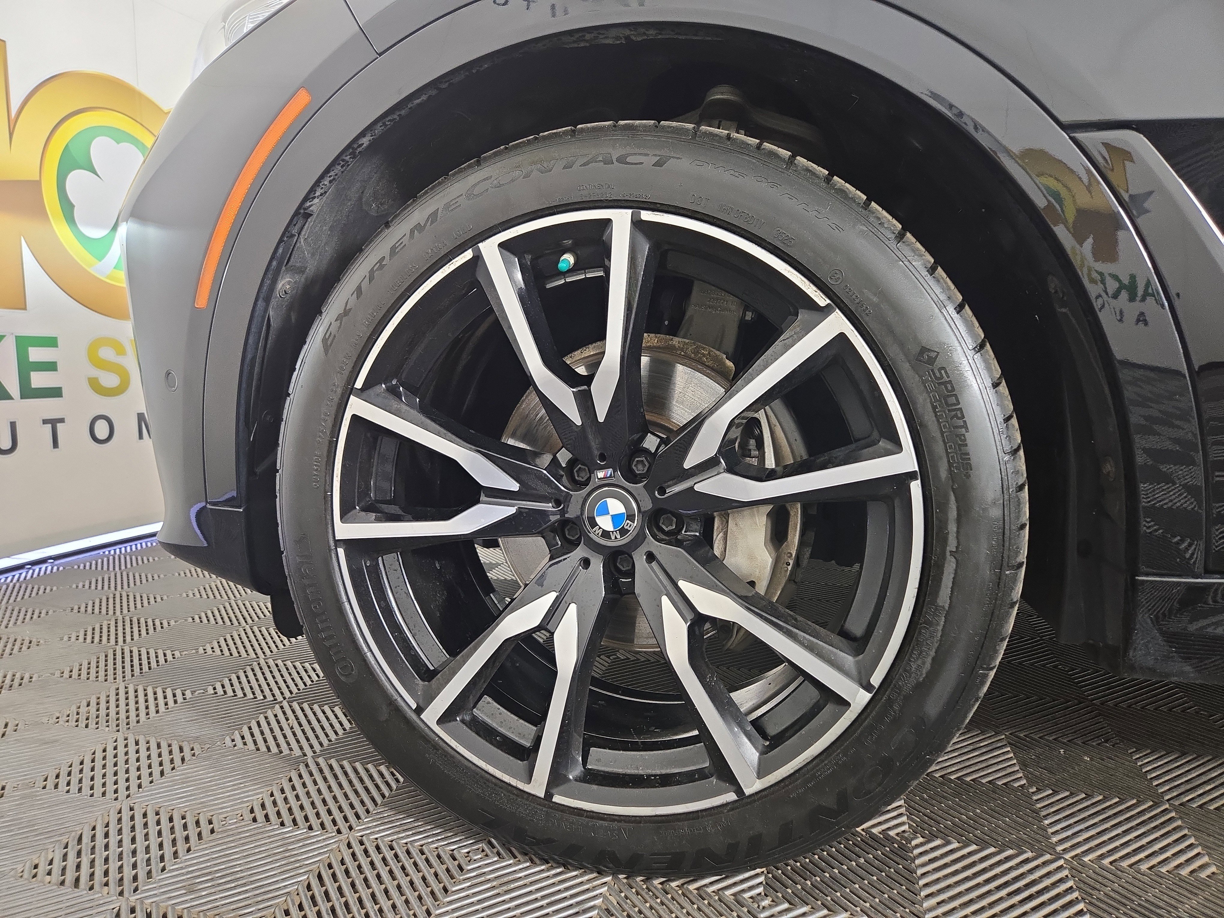 Used 2022 BMW X7 xDrive40i w/ M Sport Package image 34