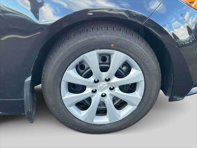 Certified 2022 Toyota Corolla LE image 13