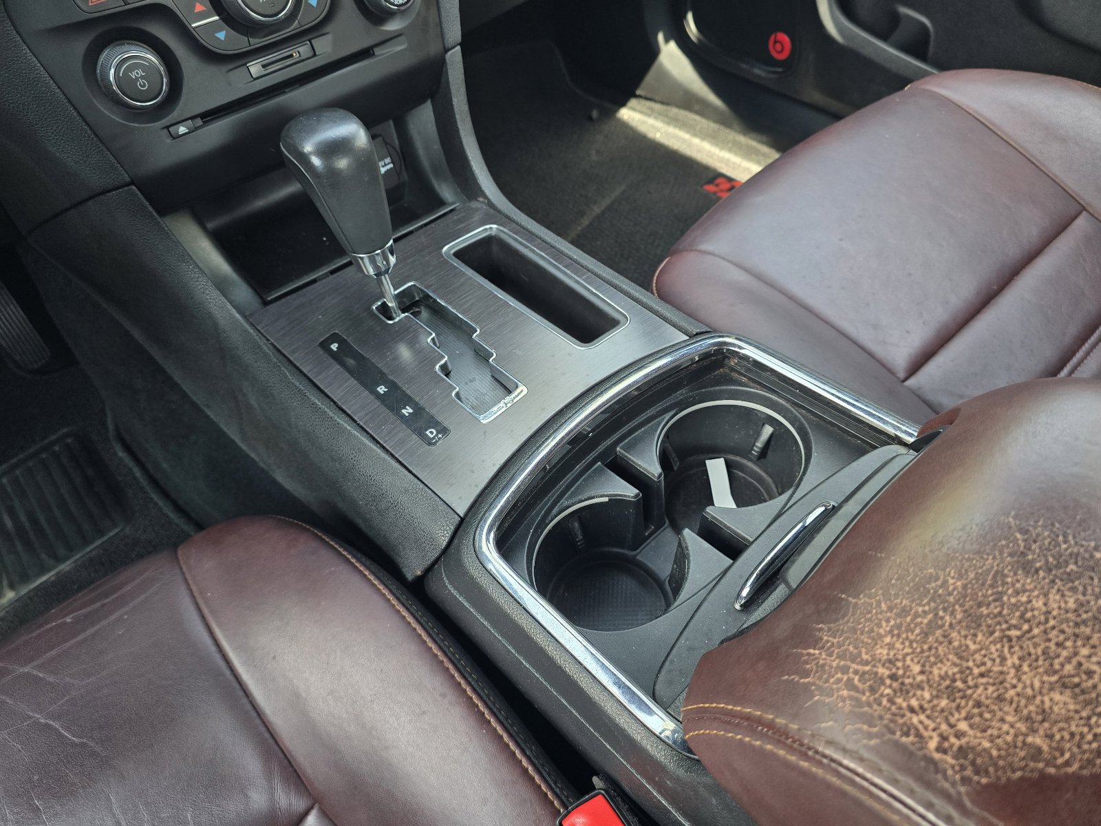 Used 2014 Dodge Charger R/T RWD image 16
