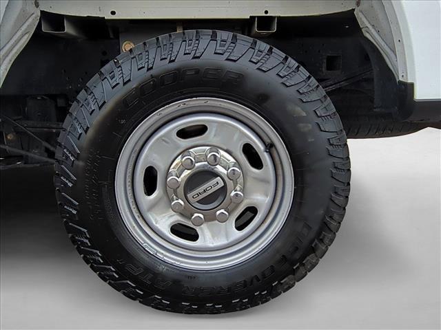 Used 2021 Ford F250 XL w/ Power Equipment Group image 23