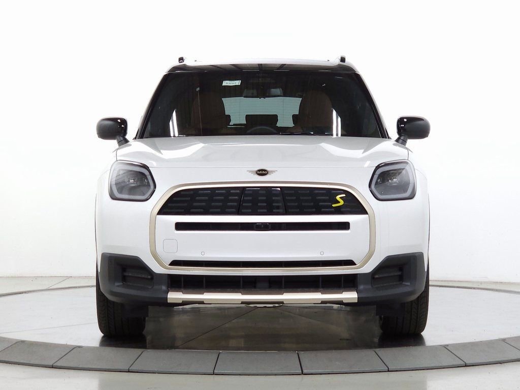 New 2025 MINI Cooper Countryman SE w/ Comfort Package Max image 2
