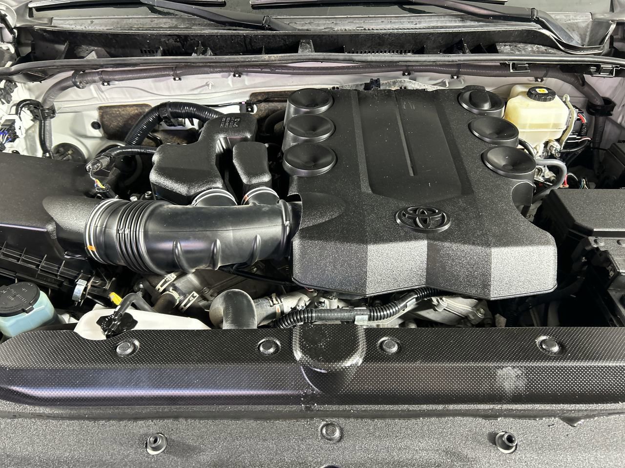 Used 2022 Toyota 4Runner TRD Off-Road Premium AWD/4WD image 10