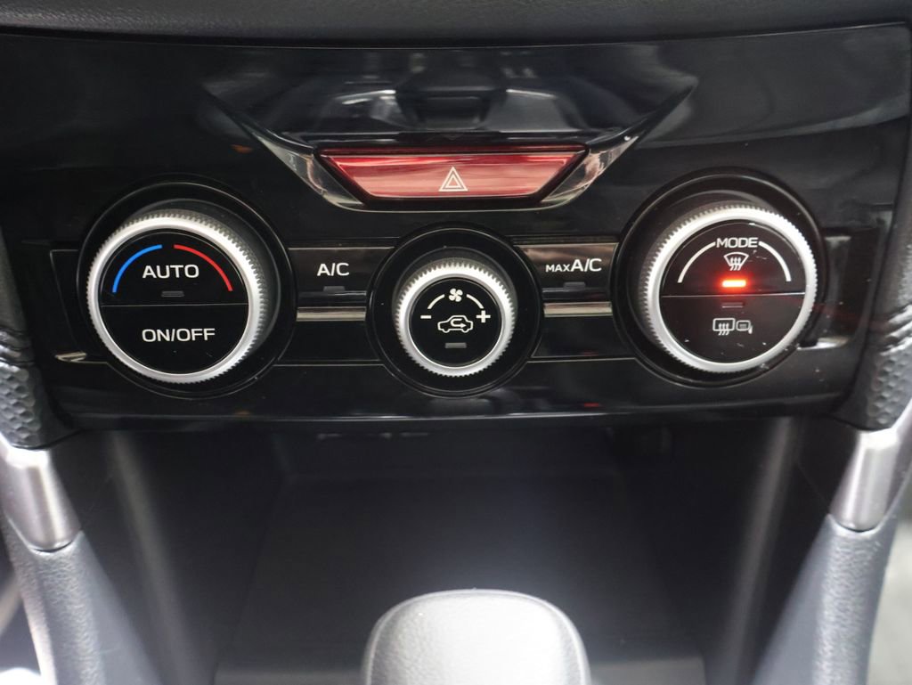 Used 2022 Subaru Forester Premium image 31