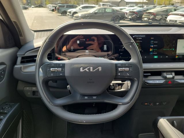 New 2026 Kia EV9 Wind image 11