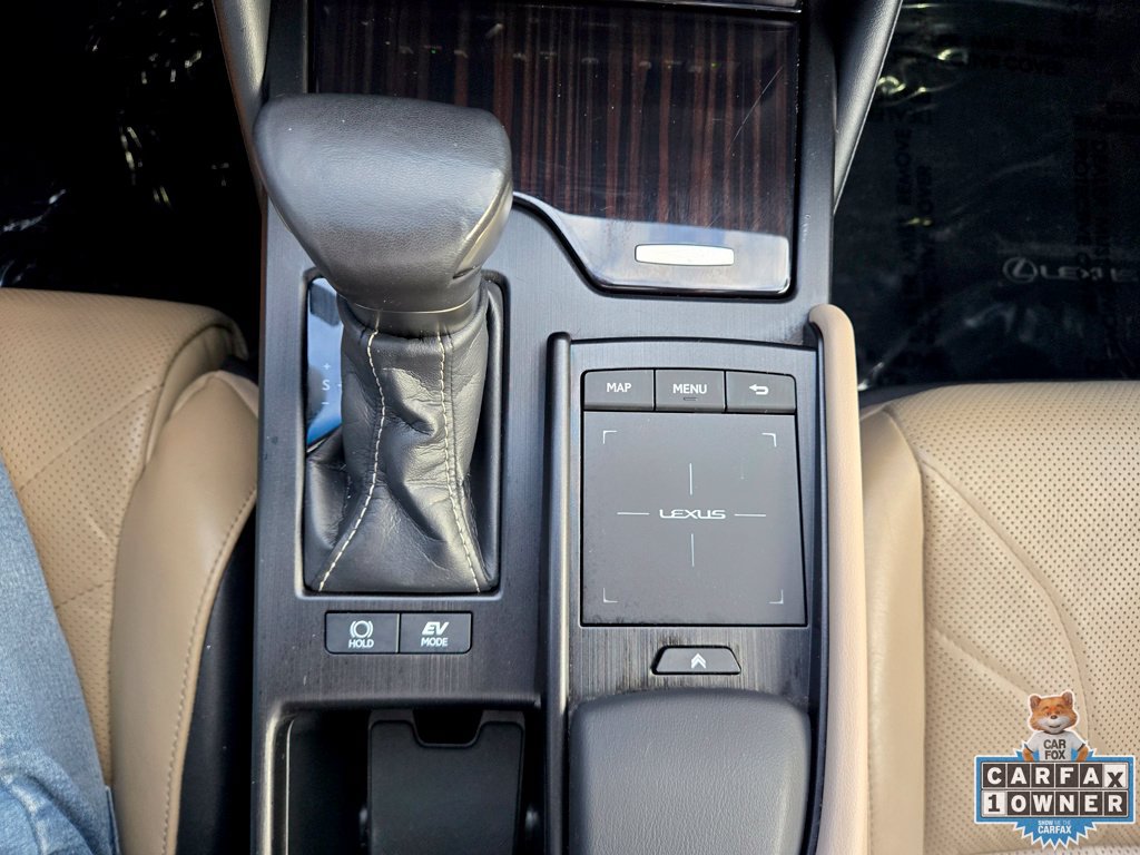 Used 2021 Lexus ES 300h Ultra Luxury w/ Accessory Package FWD image 48
