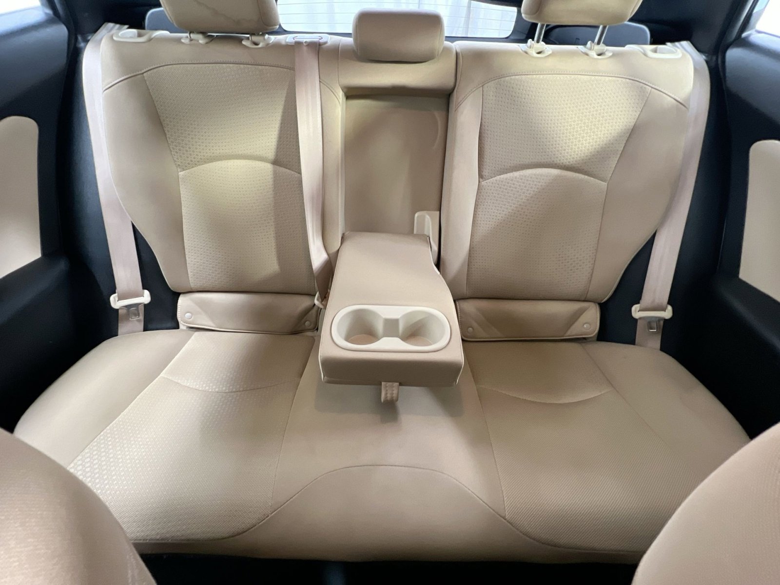 Used 2019 Toyota Prius LE image 5