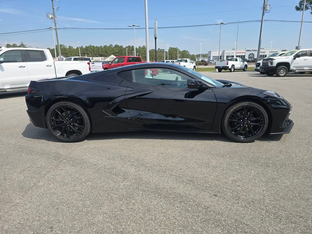 Used 2025 Chevrolet Corvette Stingray Coupe w/ Battery Protection Package image 6