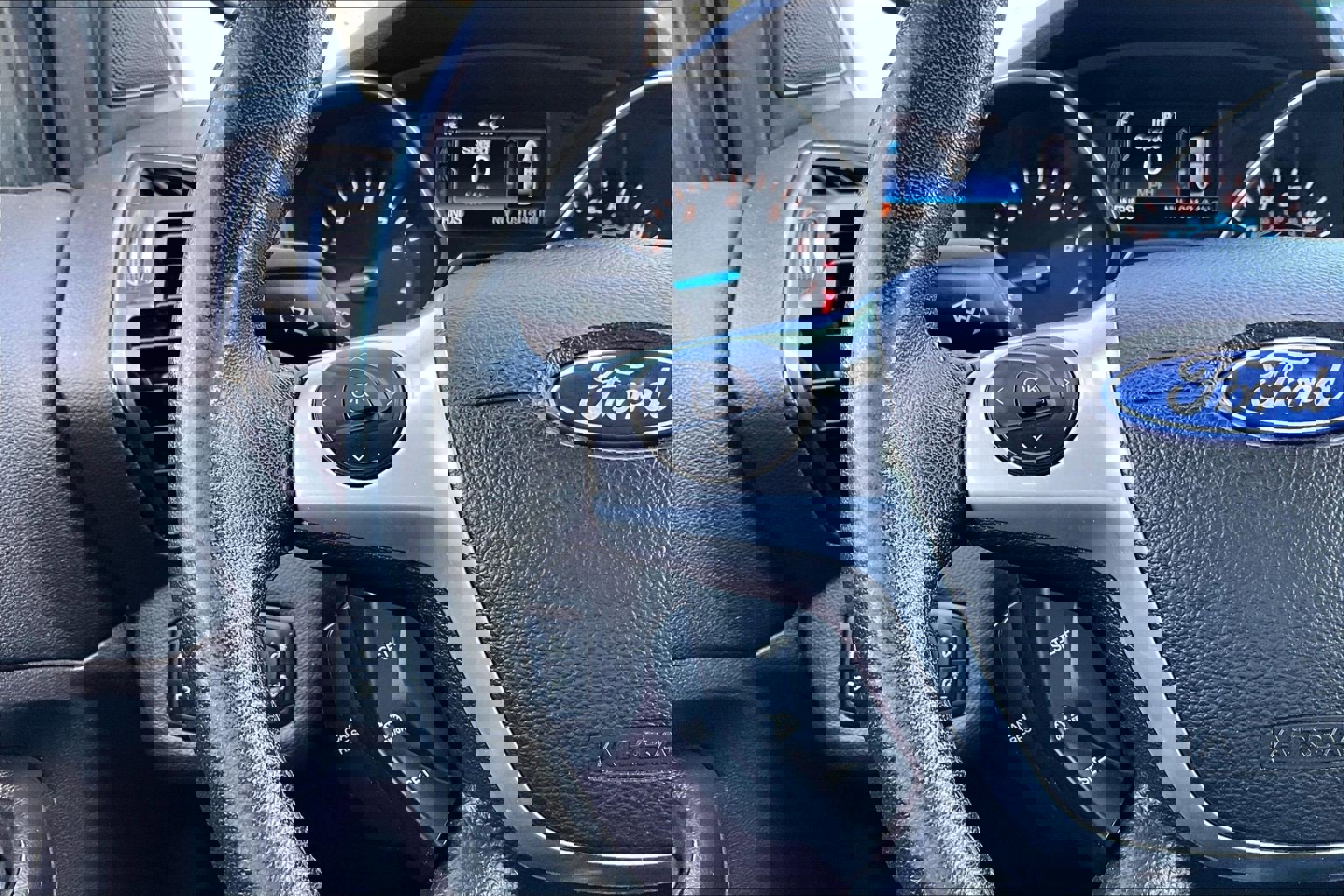 Used 2016 Ford Escape Titanium image 19