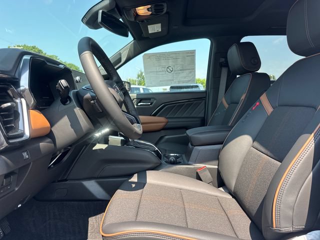 New 2026 GMC Canyon AT4 w/ Technology Plus Package AWD/4WD image 13