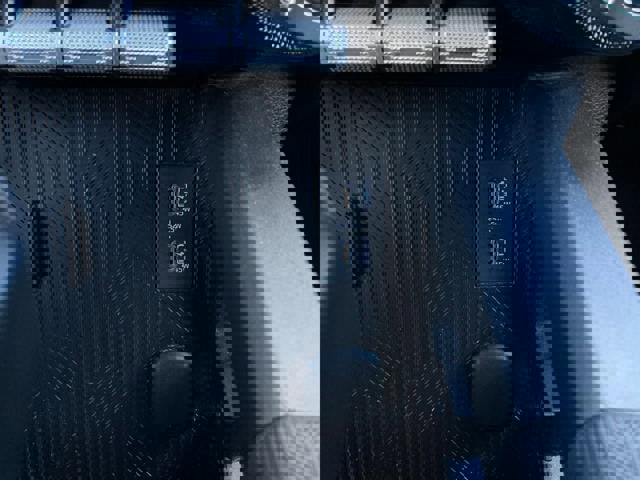 Used 2025 Toyota Tacoma TRD Off-Road image 24