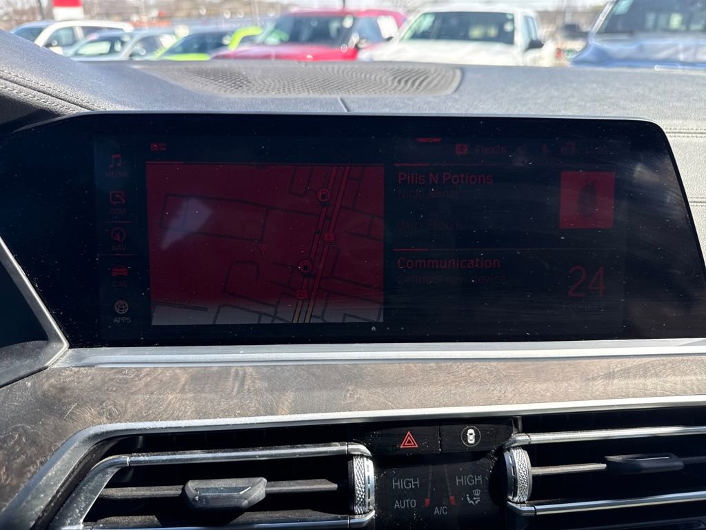 Used 2022 BMW X5 sDrive40i w/ Executive Package image 21