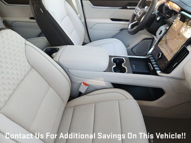 New 2026 GMC Acadia Denali w/ Super Cruise Package FWD image 10