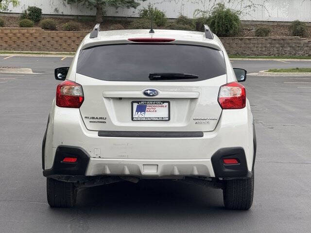 Used 2016 Subaru Crosstrek 2.0i Premium w/ Moonroof Package AWD/4WD image 5