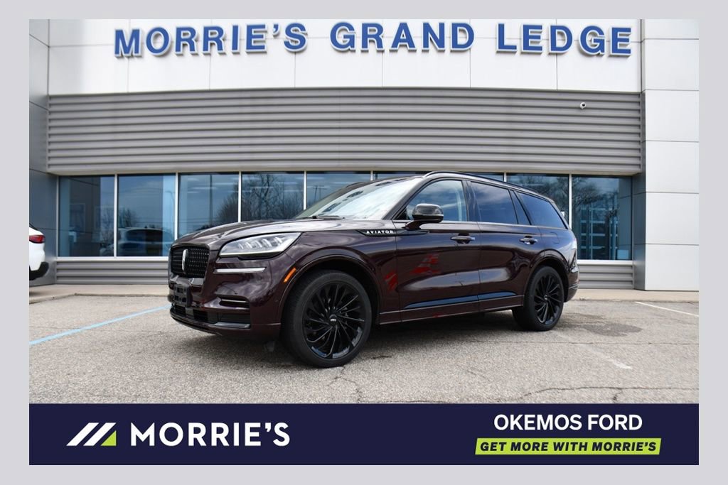 Used 2023 Lincoln Aviator Reserve w/ Jet Appearance Package