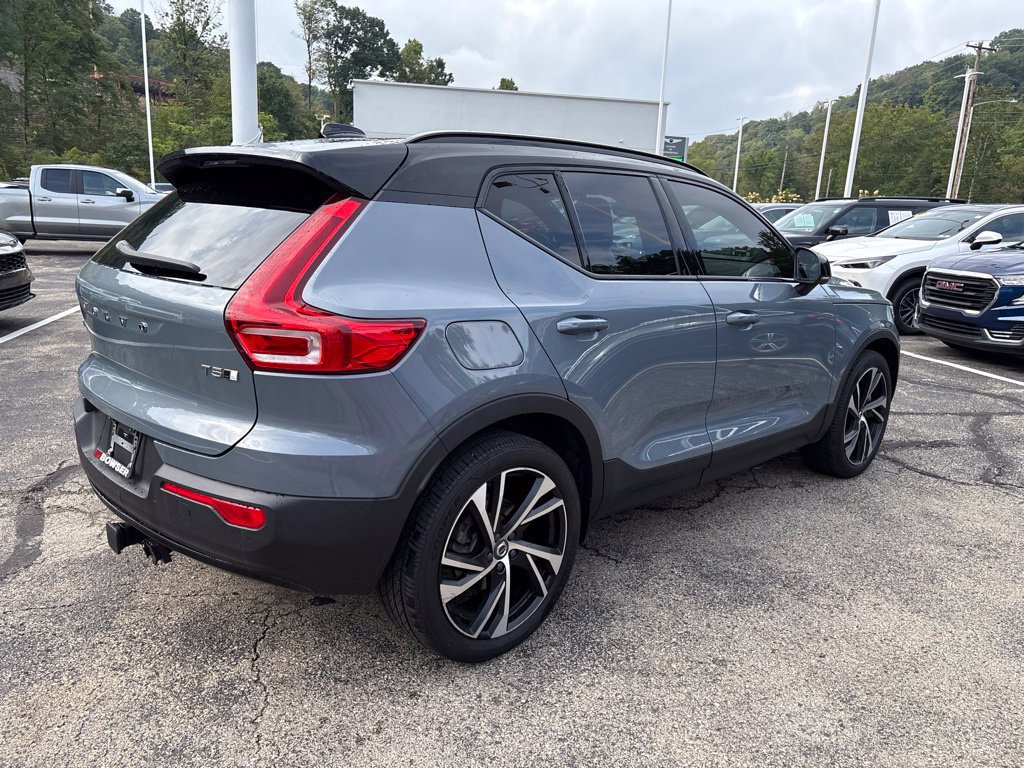 Used 2021 Volvo XC40 T5 R-Design AWD/4WD image 5