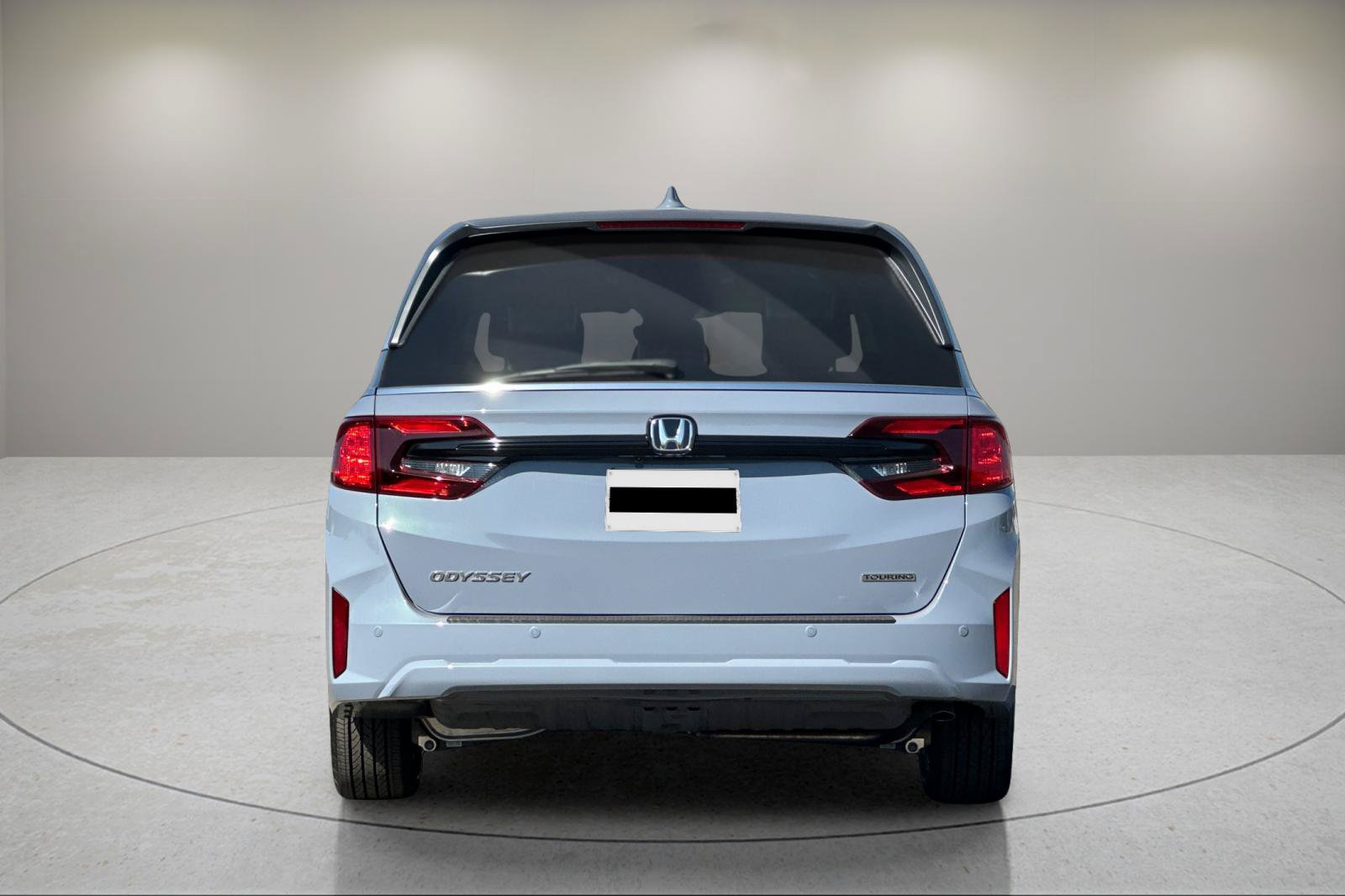 New 2027 Honda Odyssey Touring image 4