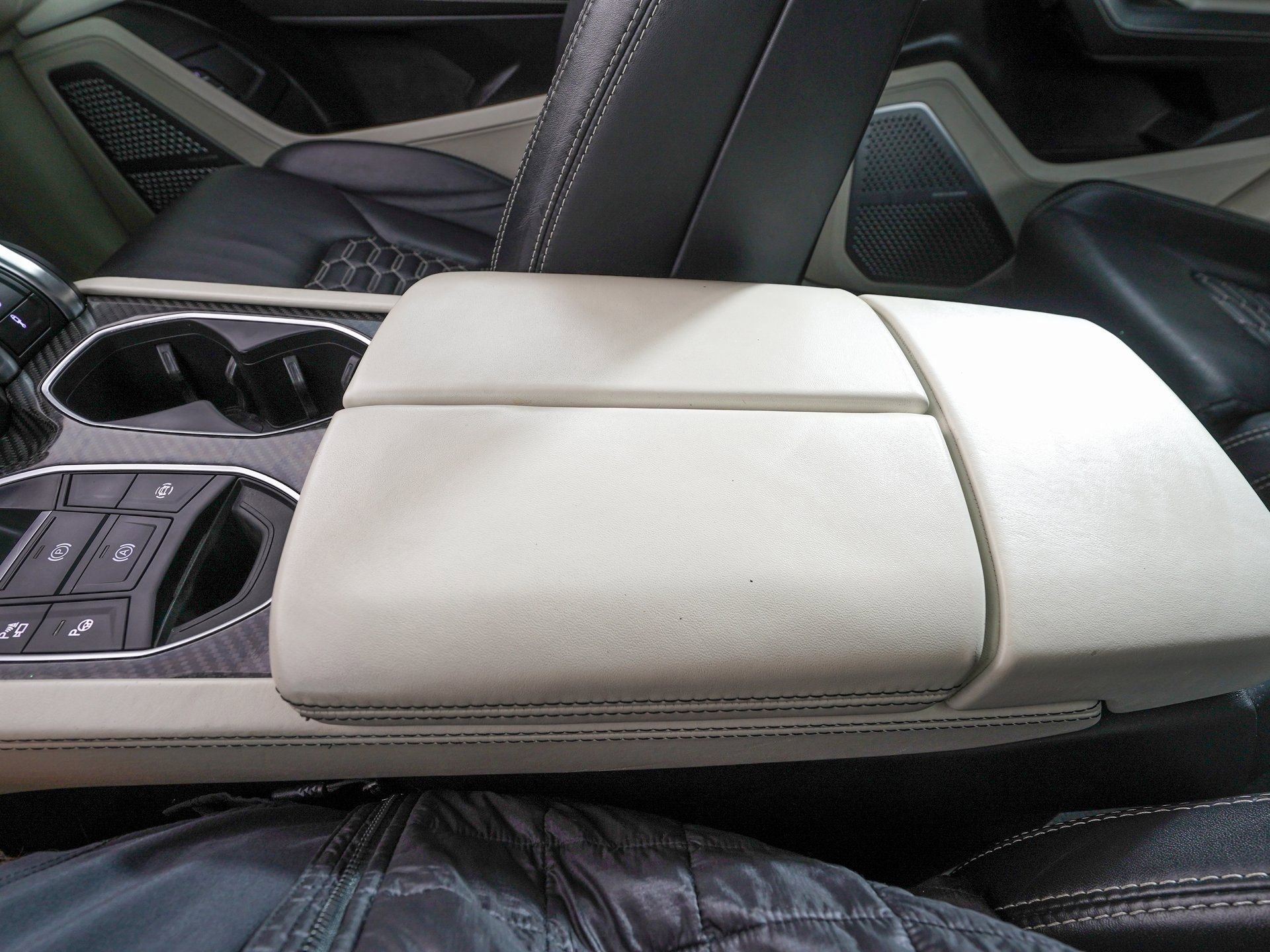 Used 2021 Lamborghini Urus image 29