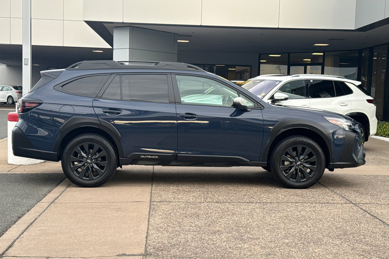 Used 2024 Subaru Outback Onyx Edition AWD/4WD image 3